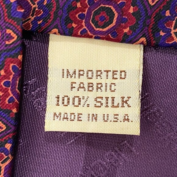 Liberty Of London Mens 100% Silk Tie Purple Red Geometric Pattern Made In USA - Picture 3 of 6